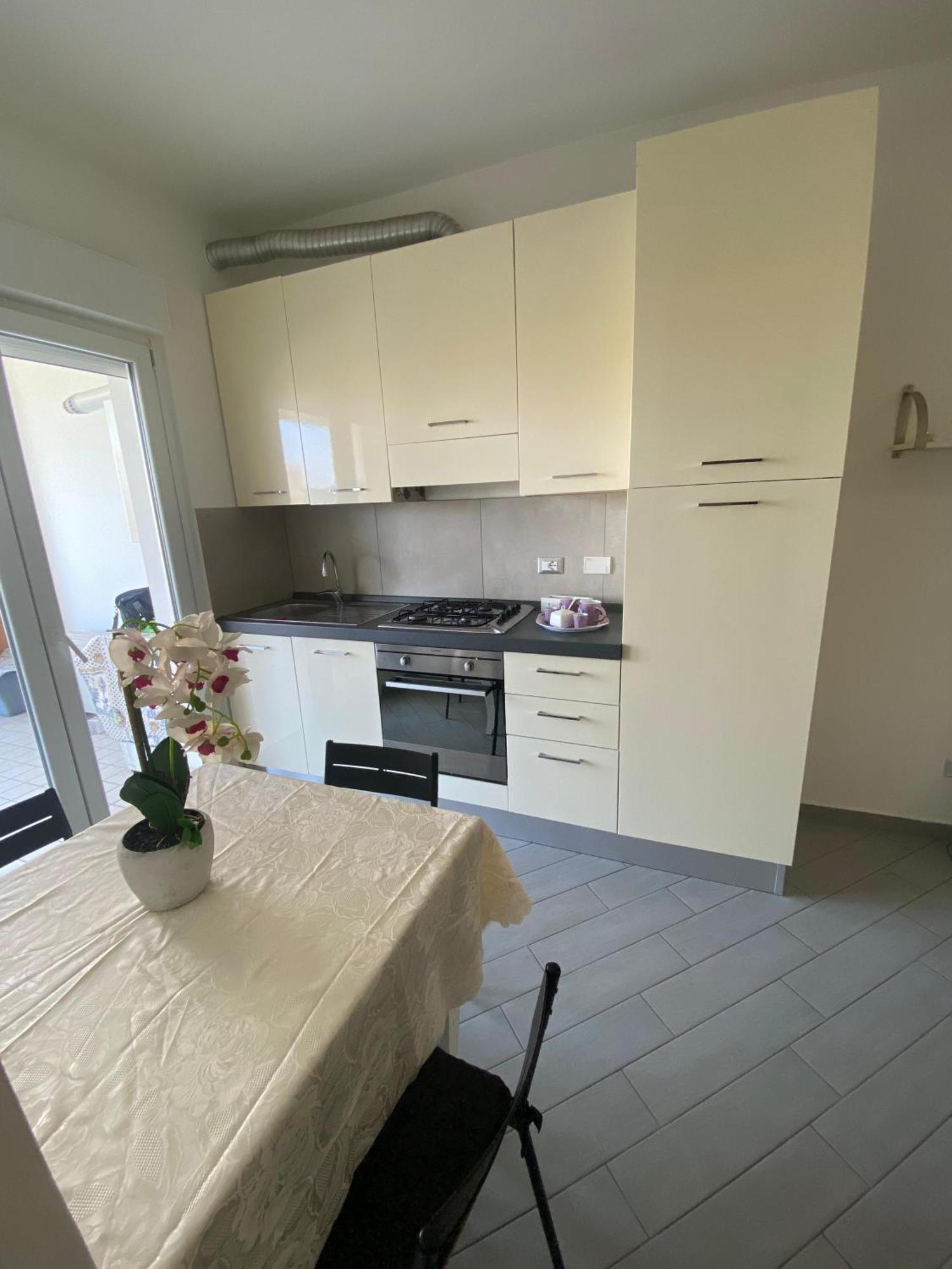 Domusbea Apartment Fiumicino Ngoại thất bức ảnh